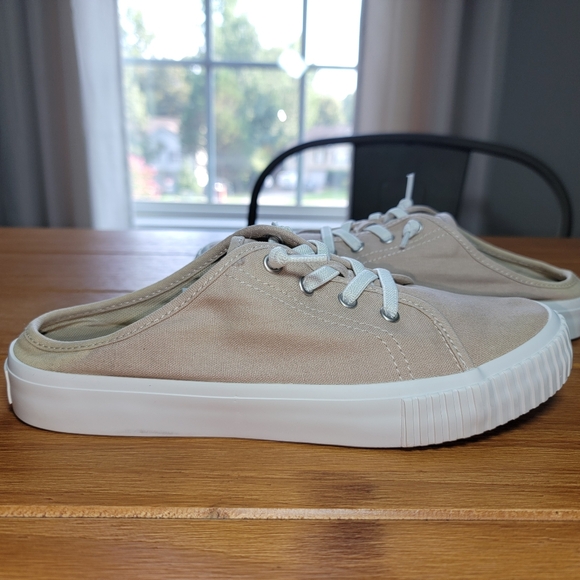Timberland Shoes - Timberland Canvas Mule‎ Sneakers - Size 6.5